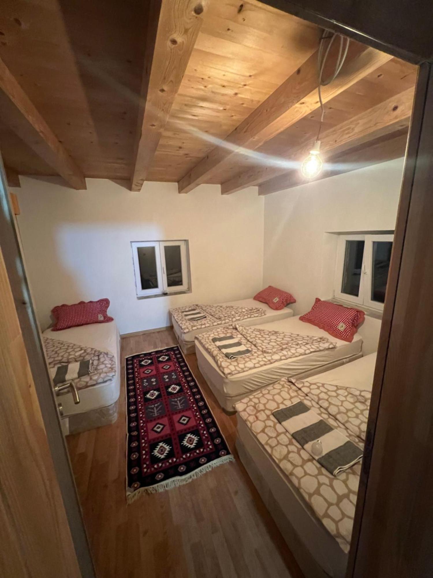 Kod Kapetana Tea Gornji Lukomir Exterior foto